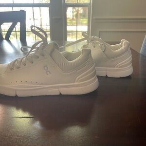 On Running Kids White Lace-Up Sneakers